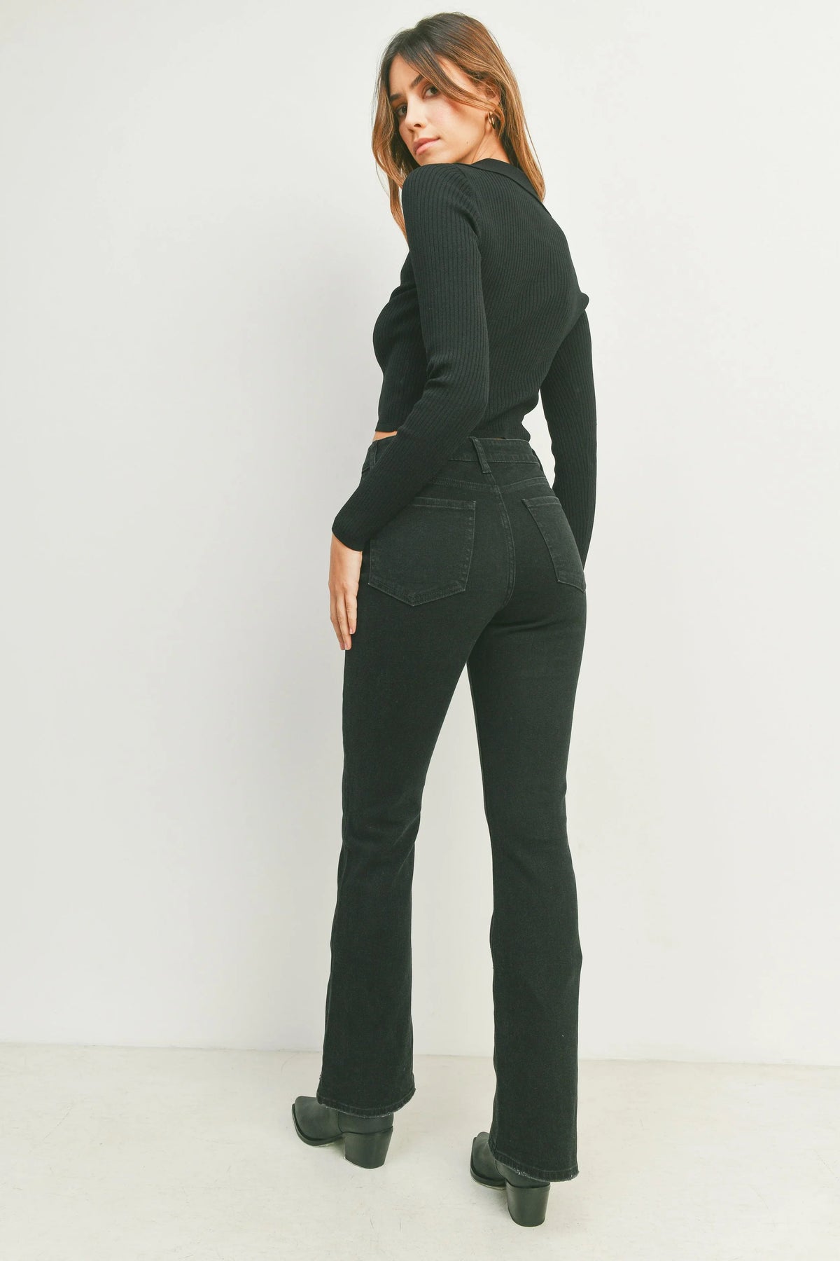 Sleek black wash with light comfort stretch