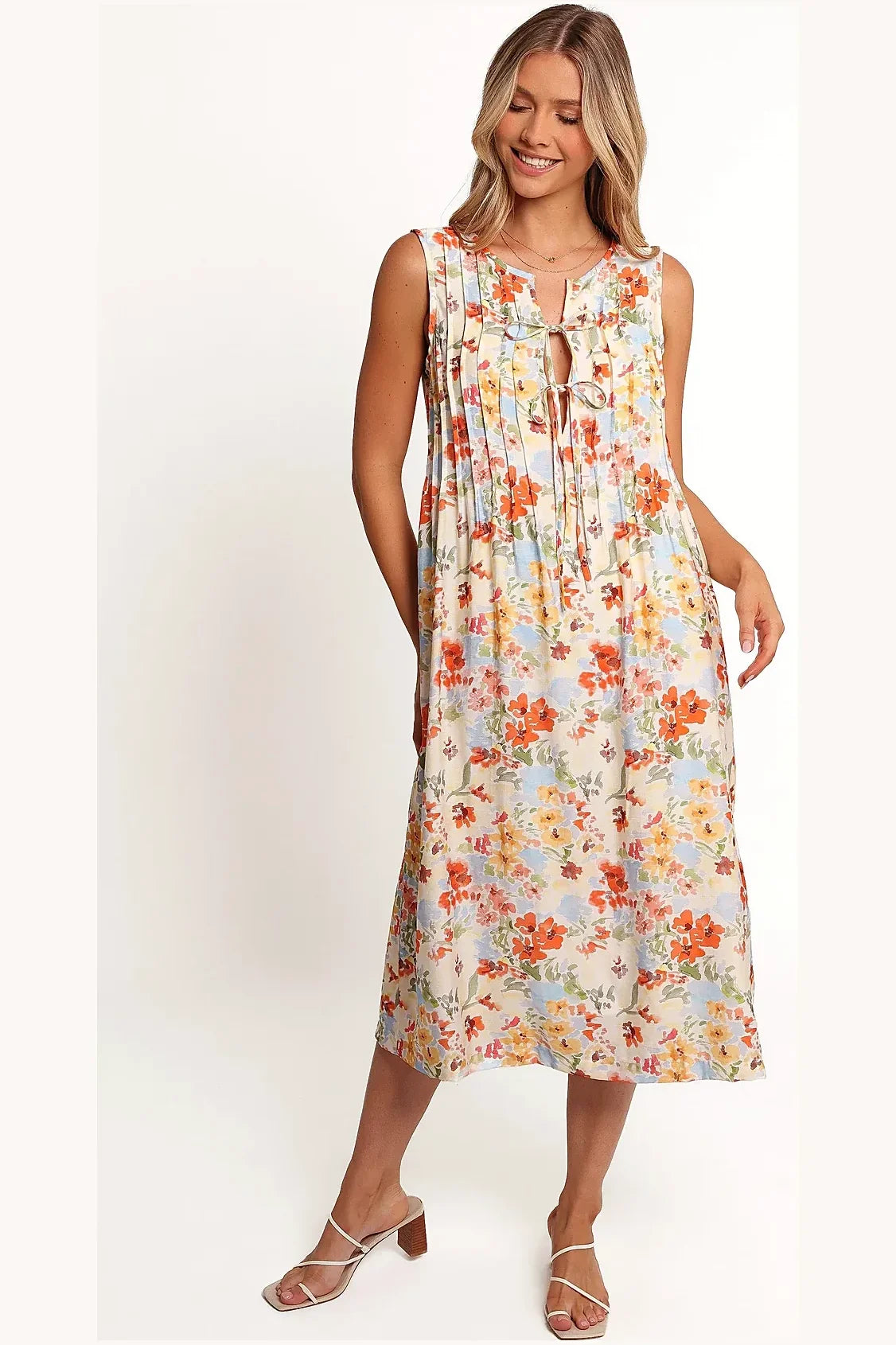 Mid-length flower print dress with pleated accents