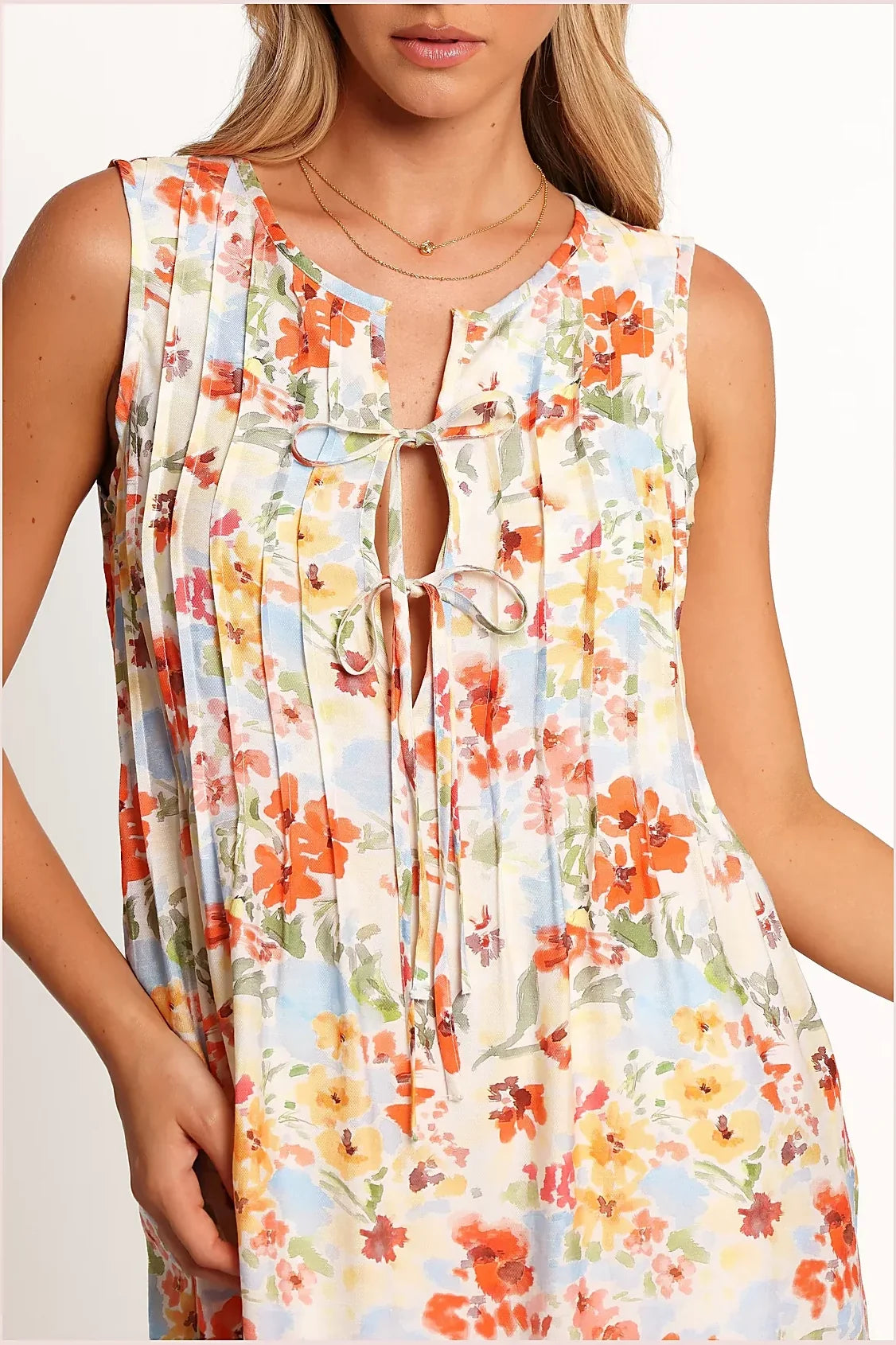 Floral midi dress with a relaxed unfitted shape