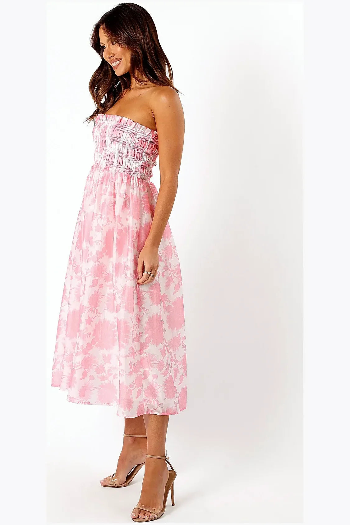 Strapless dress with a straight neckline and drop tier skirt