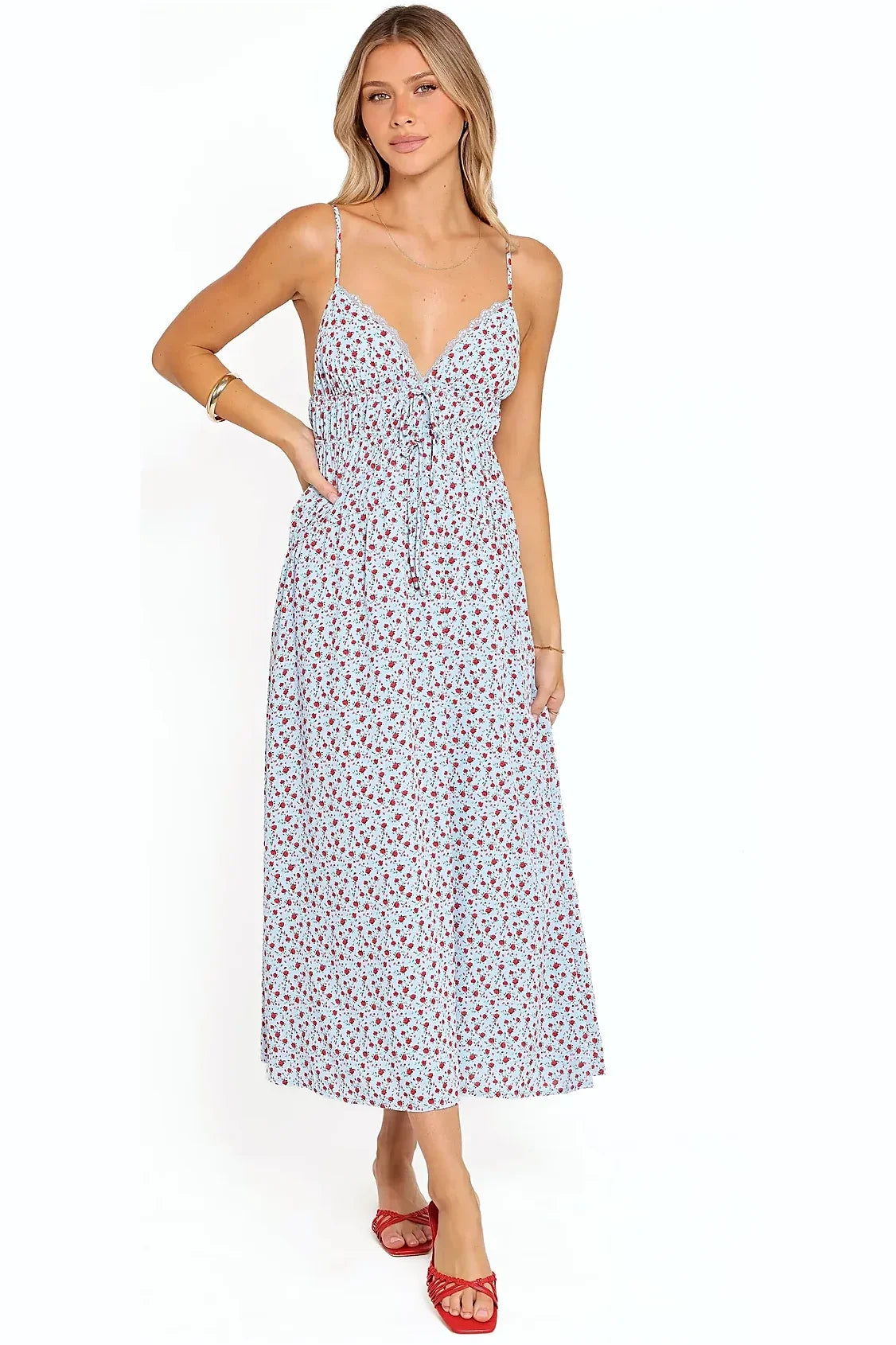 Mid-length floral dress with a tie detail at the waist