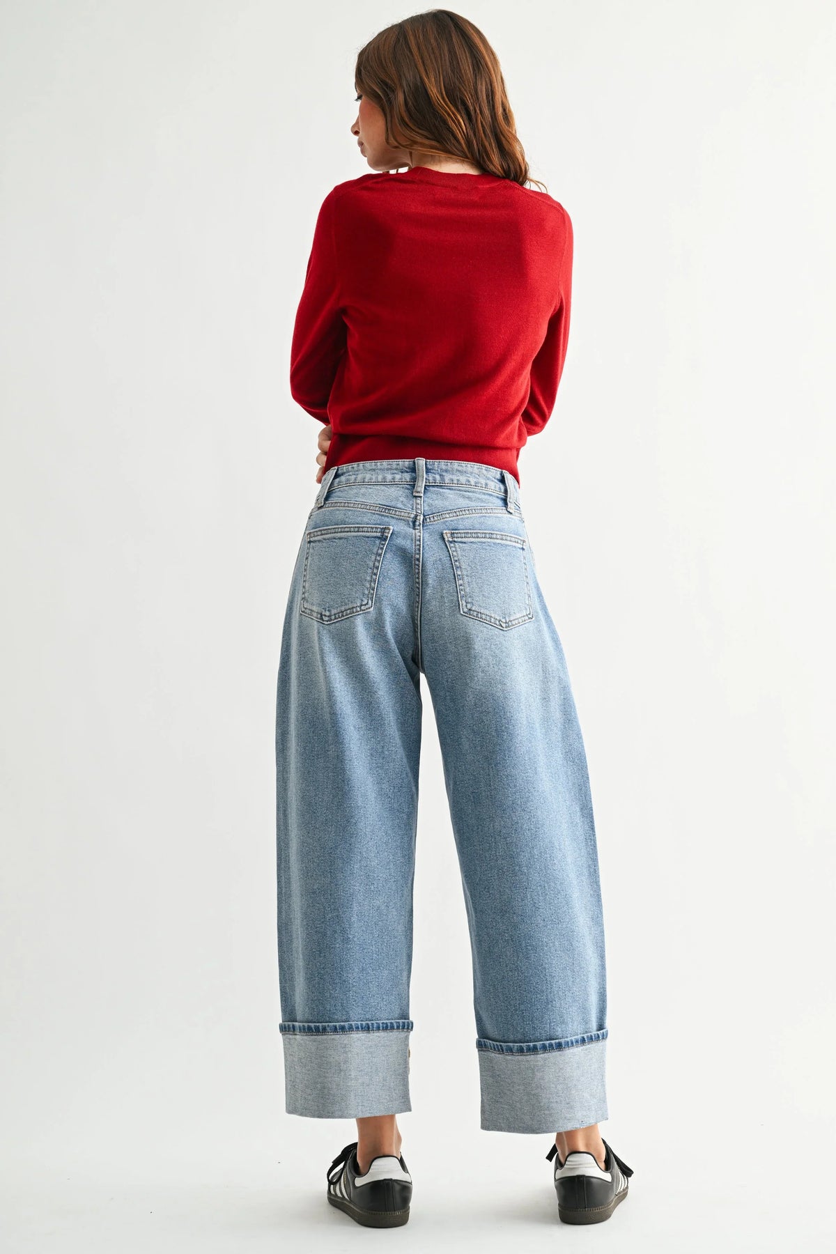 High rise waist on a relaxed comfort stretch denim