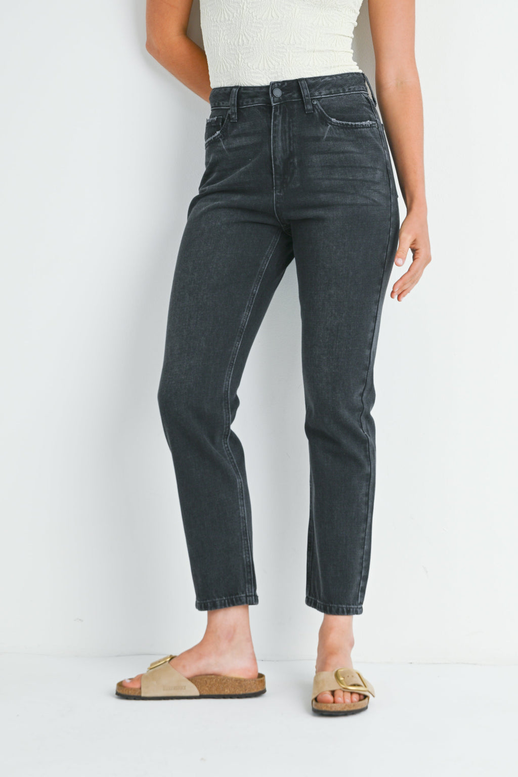 Rigid 100% cotton denim with a vintage-inspired feel