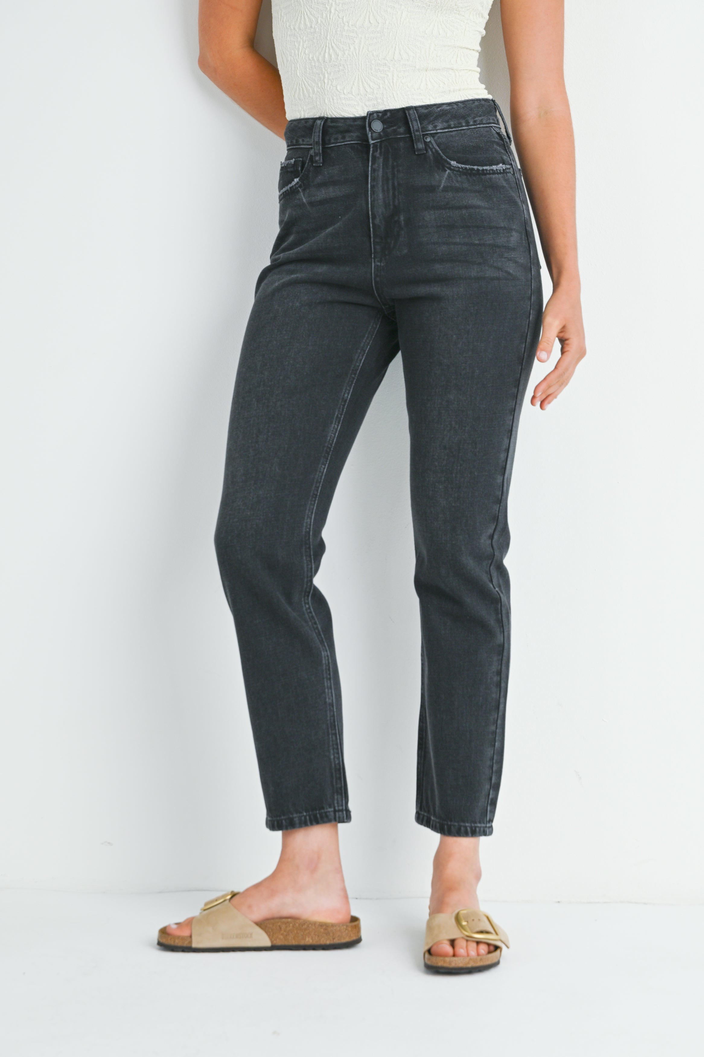 Rigid 100% cotton denim with a vintage-inspired feel