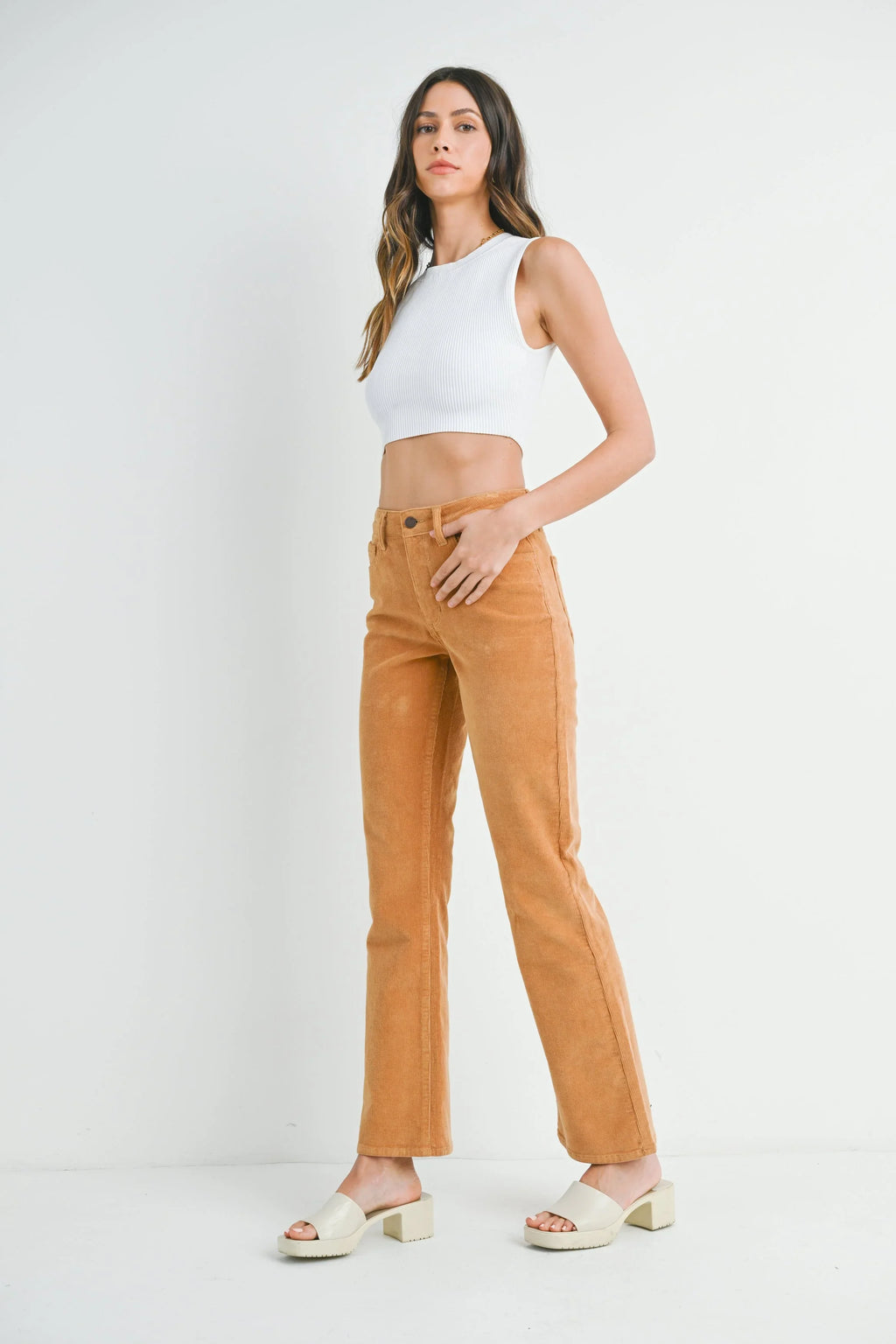 High rise waist on a stretch corduroy trouser