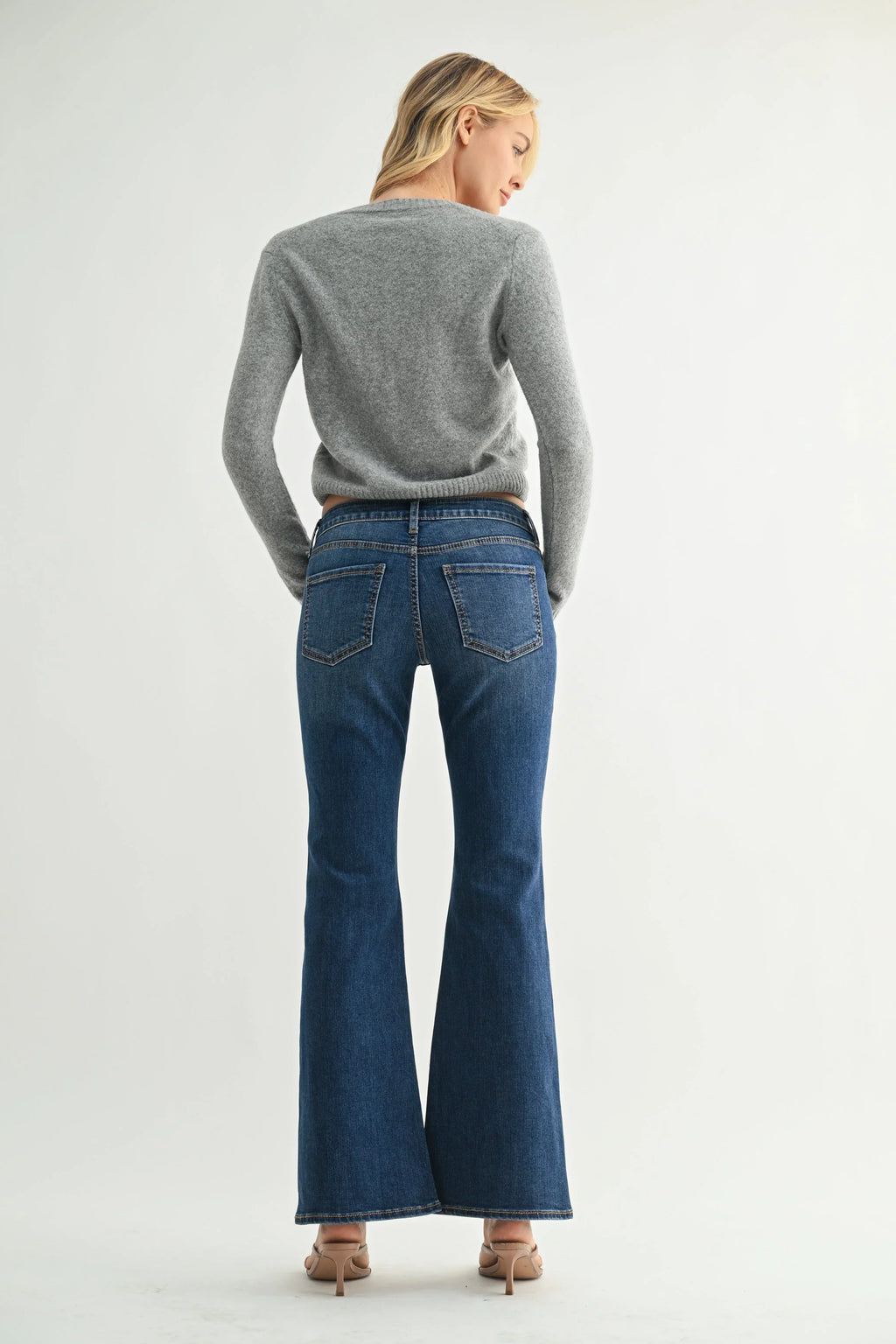 Structured durable denim holding its form through wear