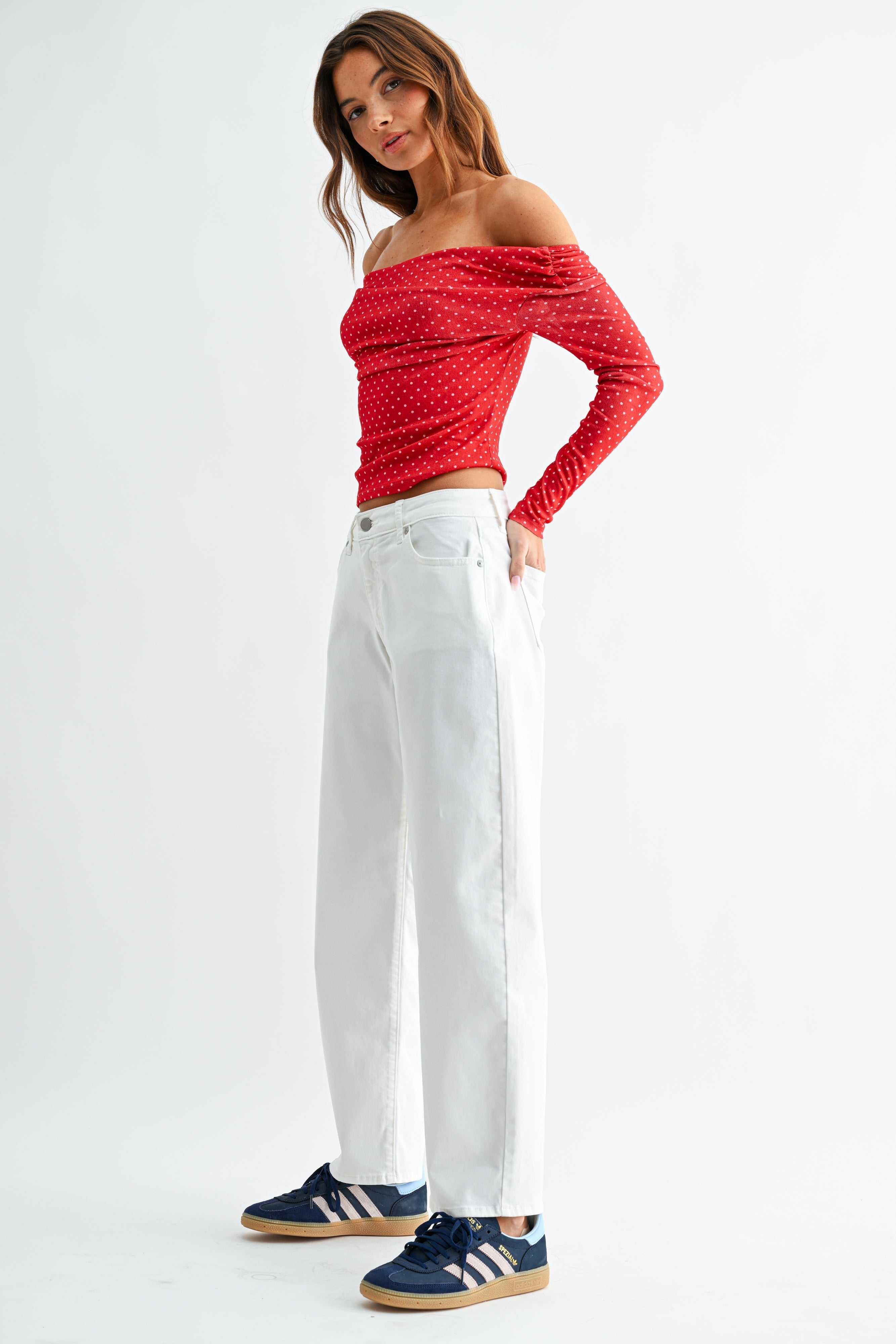 Cropped length with a clean finished hem