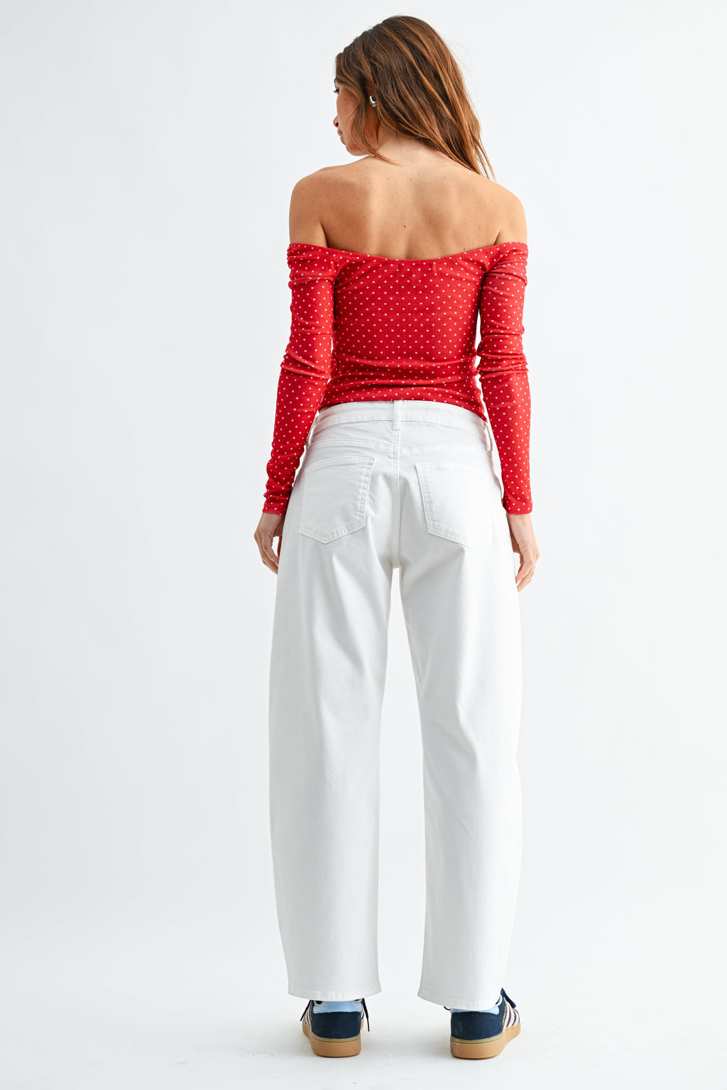 Soft stretch twill with a smooth surface