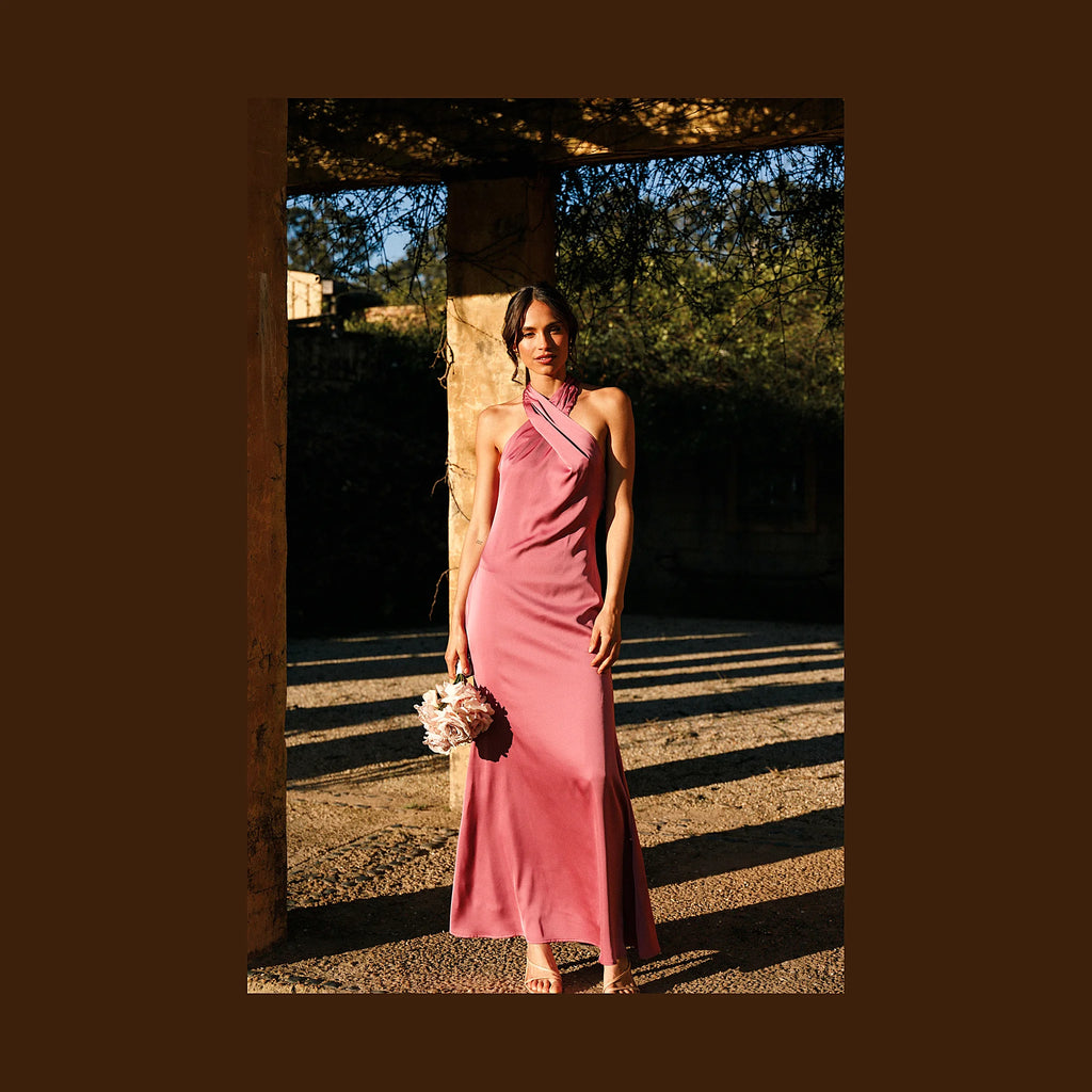 Long dusty pink dress with a satin sheen finish