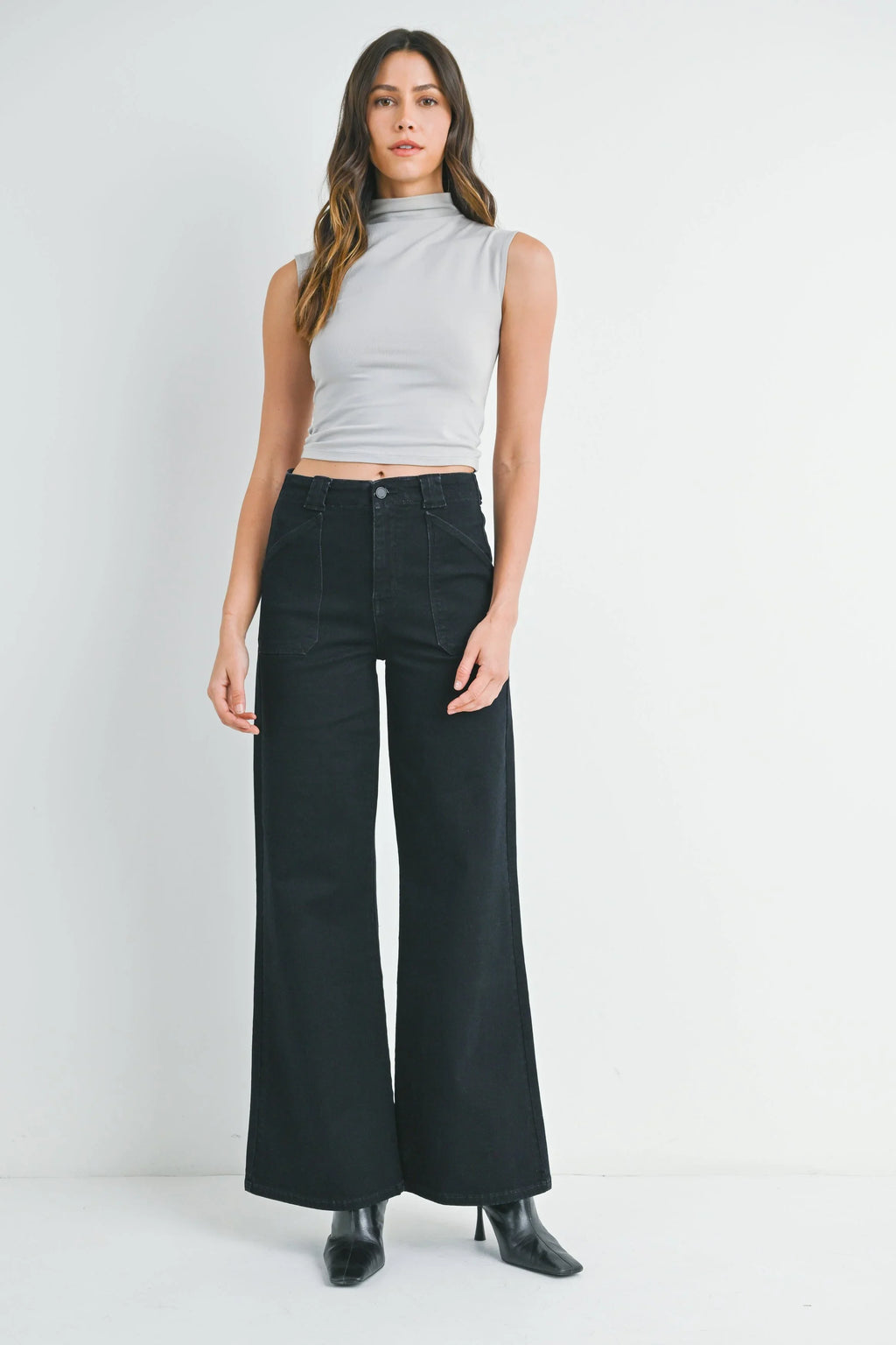 Patch Pocket Wide Leg Jean