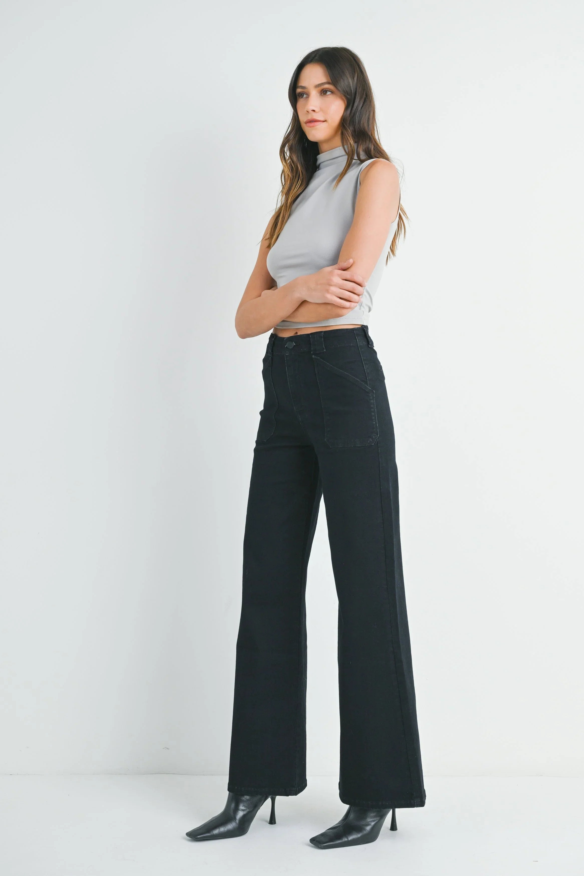 Patch Pocket Wide Leg Jean