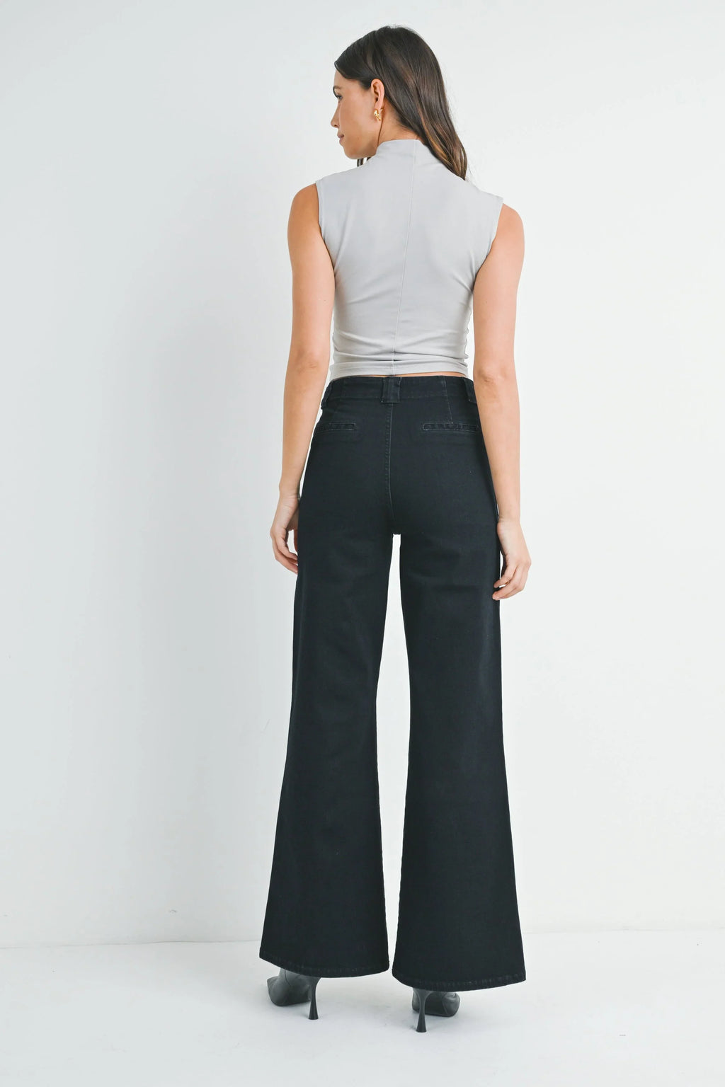 Patch Pocket Wide Leg Jean
