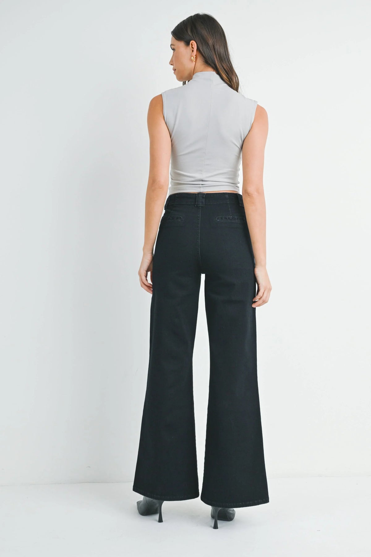 Patch Pocket Wide Leg Jean