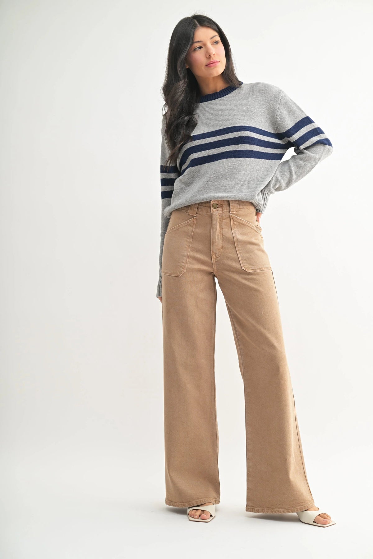 Patch Pocket Wide Leg Jean