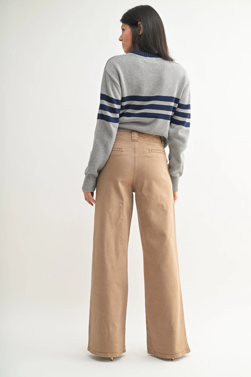 Patch Pocket Wide Leg Jean