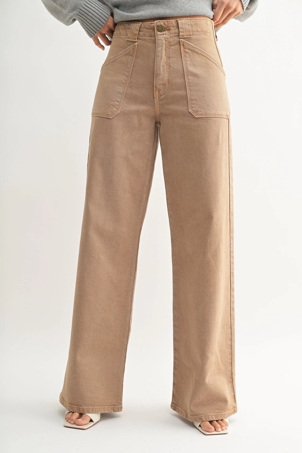 Patch Pocket Wide Leg Jean