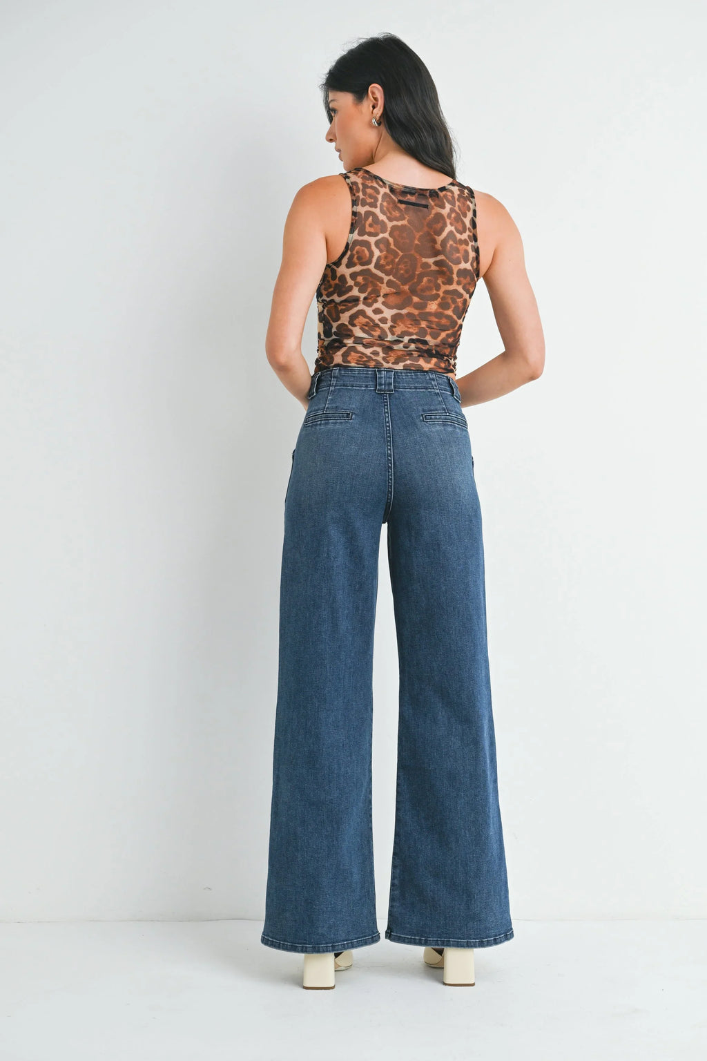 Patch Pocket Wide Leg Jean