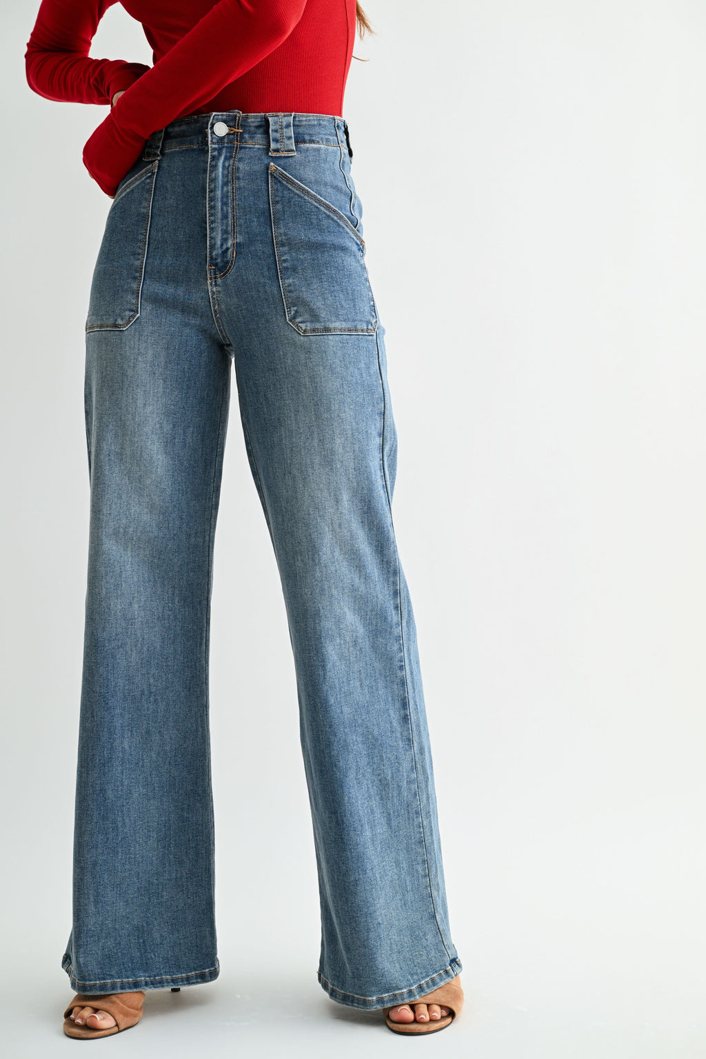 Patch Pocket Wide Leg Jean