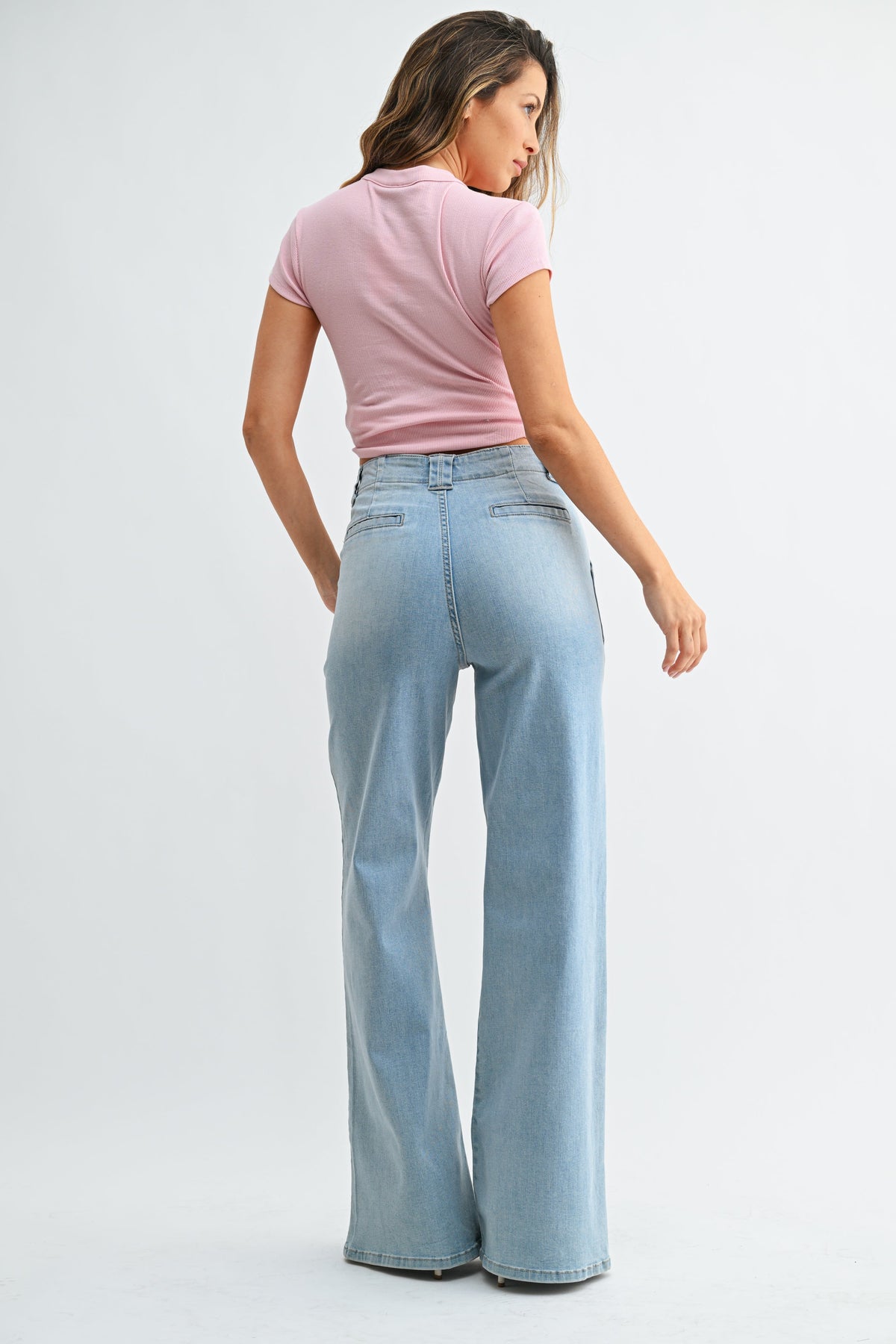 Patch Pocket Wide Leg Jean