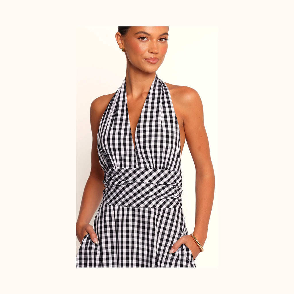 Gingham dress with ruched waist detail and an A-line skirt