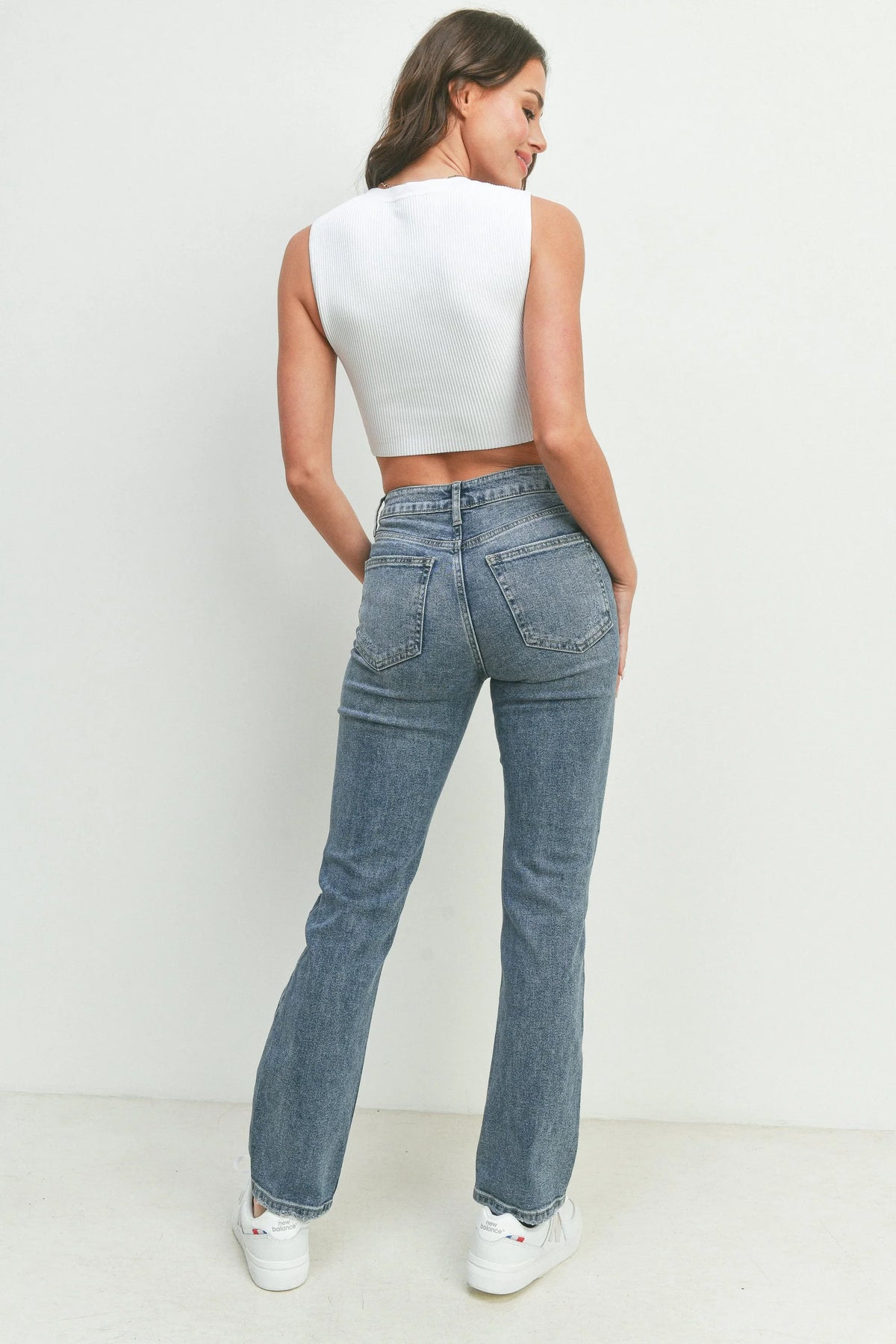 Soft cotton blend stretch denim holding its shape