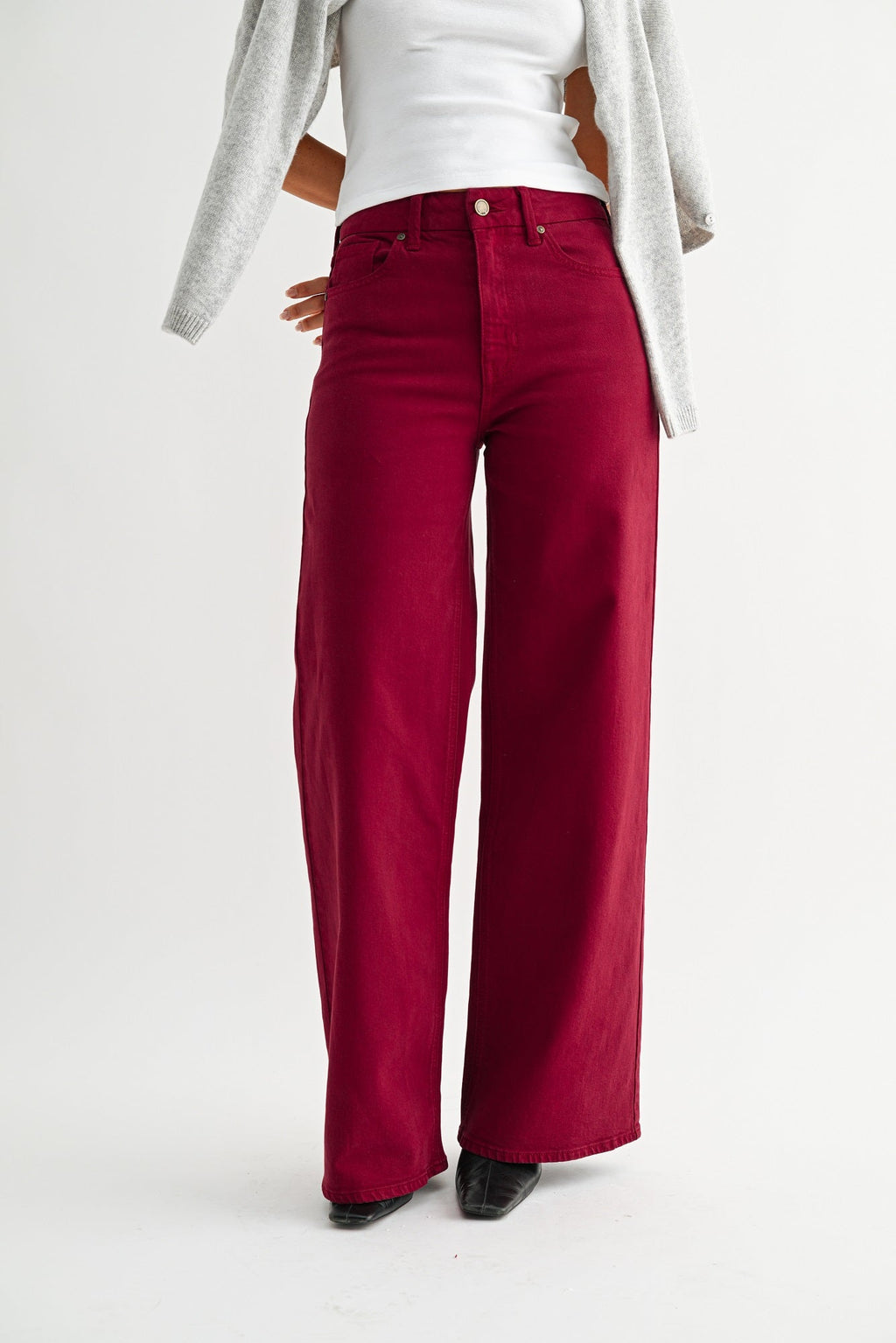 Soft premium denim blend holding a wide-leg shape