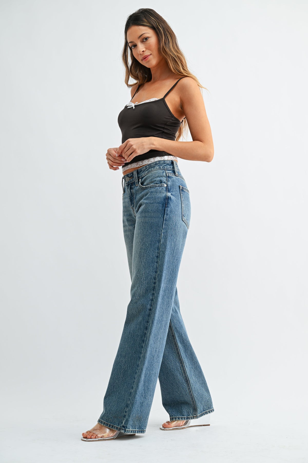 Relaxed low rise waist sitting below the natural line