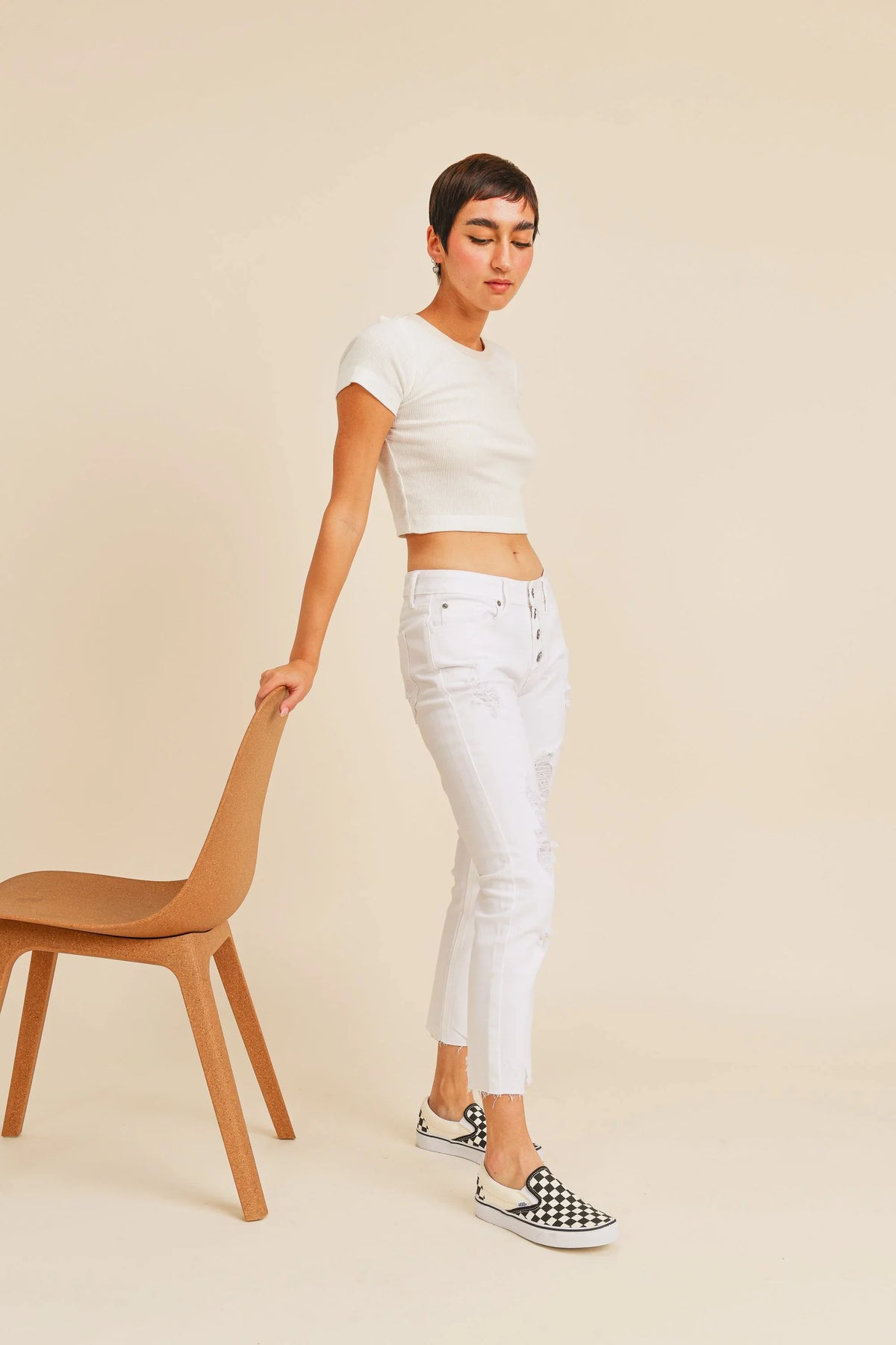 Relaxed boyfriend fit cut with a slimmer leg