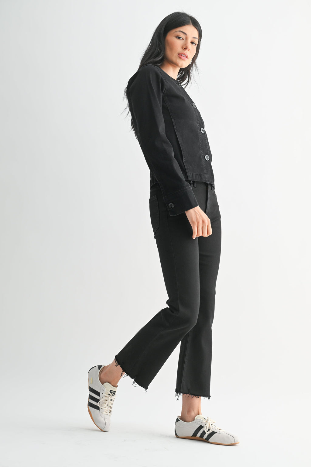 Slim fit through the hips and thighs