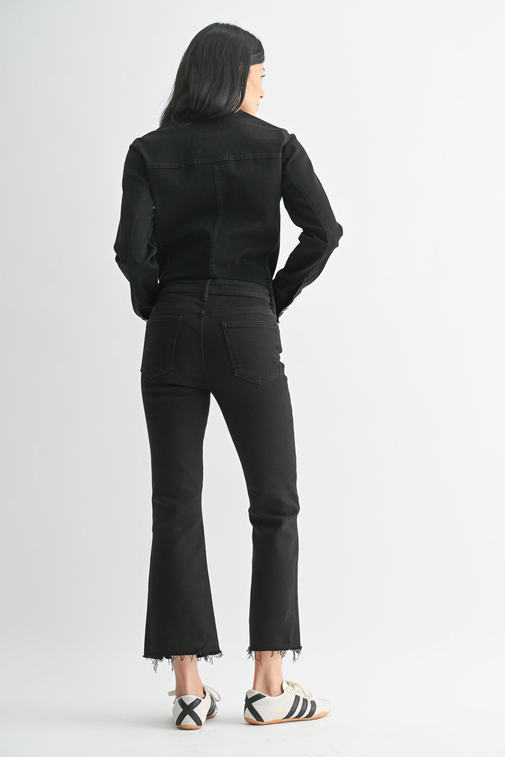 Cropped length cut to sit above a boot shaft